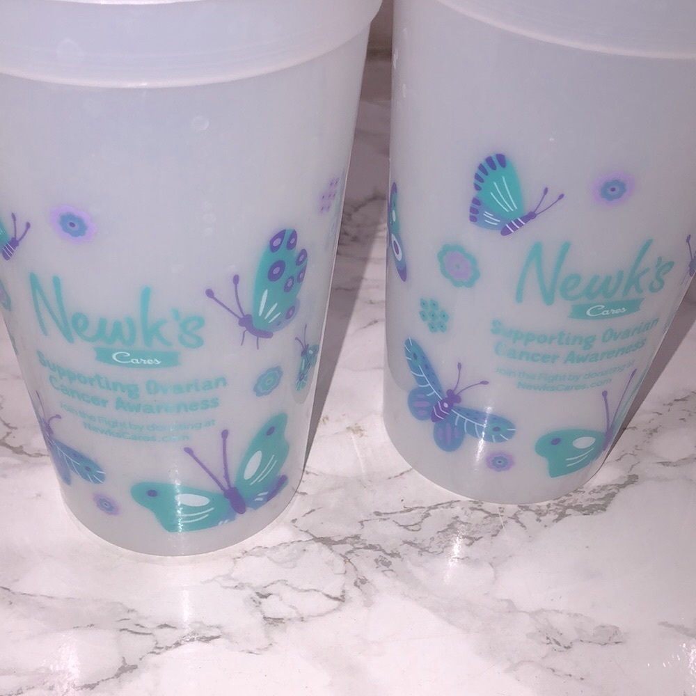 Newks Eatery collectible ovarian cancer awareness plastic tumblers - Picture 4 of 4